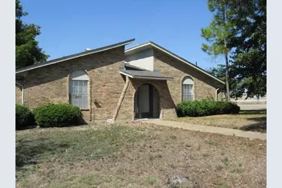 203 Martin Luther Circle, Duncanville, TX 75116 - Photo 1