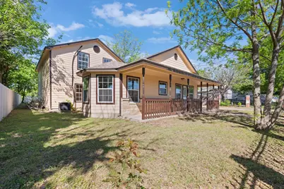 1103 Chase Avenue, Cleburne, TX 76031 - Photo 2