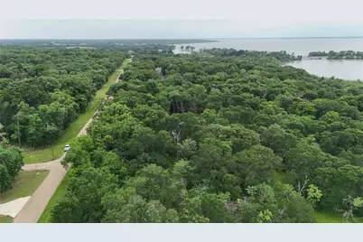 112 Oakmont Drive, Mabank, TX 75147 - Photo 4