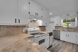 118 Pr 202, Aquilla, TX 76622 - Photo 10