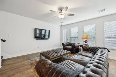 6815 Joelene Rae Drive, Arlington, TX 76001 - Photo 6