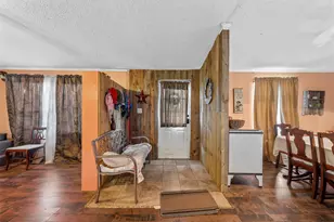 236 Bode Rd, Elm Mott, TX 76640 - Photo 4