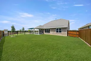 1912 Bearskin Dr, Celina, TX 75009 - Photo 12