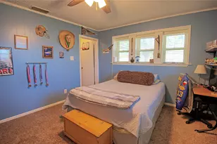 522 Montague St, Nocona, TX 76255 - Photo 8