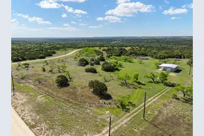 570 Pr 42103, Evant, TX 76525 - Photo 30