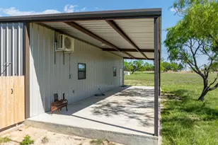 570 Pr 42103, Evant, TX 76525 - Photo 8