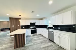 106 Hillcrest St, Mansfield, TX 76063 - Photo 12