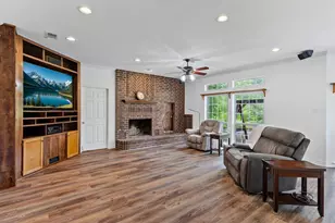 399 Co Rd 4101, Greenville, TX 75401 - Photo 20