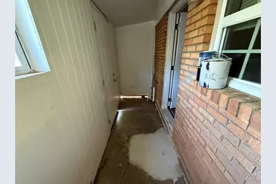 2506 Normont Circle, Fort Worth, TX 76103 - Photo 10