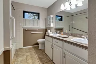 319 Allen Dr, Justin, TX 76247 - Photo 20