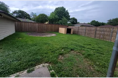 110 La Fawn Circle, Garland, TX 75043 - Photo 22