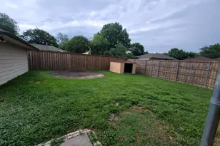 110 La Fawn Cir, Garland, TX 75043 - Photo 22