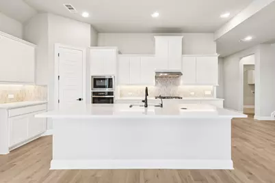 9801 Dahlia Boulevard, Mesquite, TX 75126 - Photo 12