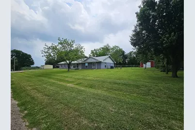 220 N Calhoun Street, Groesbeck, TX 76642 - Photo 2