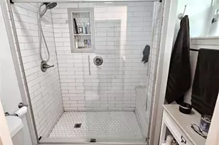 220 N Calhoun St, Groesbeck, TX 76642 - Photo 12