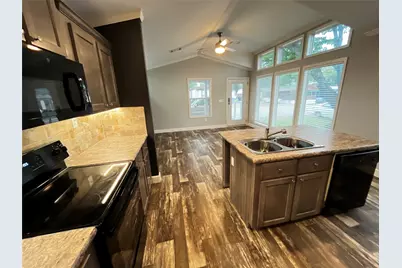 3130 E Parkerville Road #16, Lancaster, TX 75146 - Photo 10