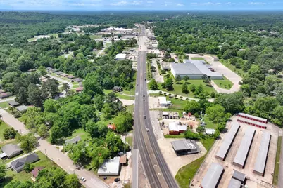 1907 W Oak Street, Palestine, TX 75801 - Photo 30