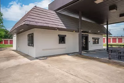 1907 W Oak Street, Palestine, TX 75801 - Photo 2