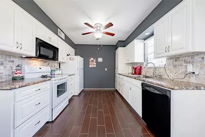 115 Dolly Drive, Mabank, TX 75156 - Photo 6