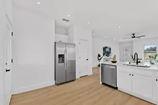 10161 Budtime Ln, Dallas, TX 75217 - Photo 4