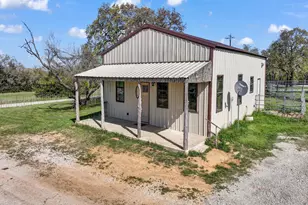 4507 Co Rd 2690, Alvord, TX 76225 - Photo 2