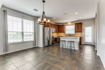 2125 McParland Court, Carrollton, TX 75006 - Photo 10