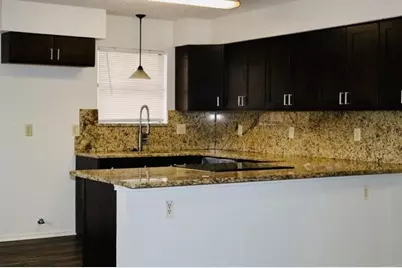 302 Shady Valley Drive, Mansfield, TX 76063 - Photo 2