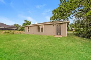 313 Bounding Main St, Gun Barrel City, TX 75156 - Photo 20