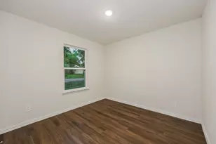 313 Bounding Main St, Gun Barrel City, TX 75156 - Photo 14