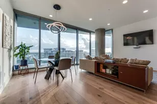 3130 N Harwood St, Dallas, TX 75201 - Photo 6