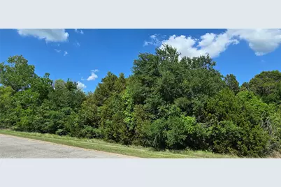 7721 Prestwick Drive, Cleburne, TX 76033 - Photo 4