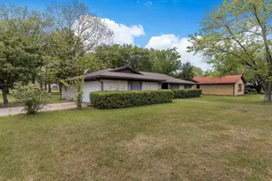 2625 Washington St, Commerce, TX 75428 - Photo 4