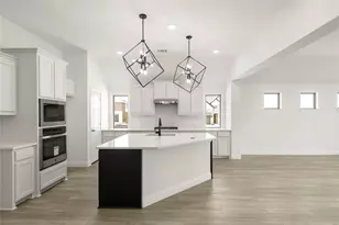 14498 Herschel St, Pilot Point, TX 75009 - Photo 4