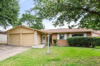 3202 Parker Street, Irving, TX 75062 - Photo 1