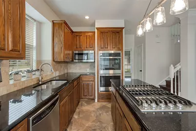 6716 Bluffview Drive, Fort Worth, TX 76132 - Photo 14