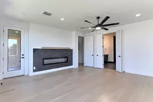 412 Vista Buena Trl, Fort Worth, TX 76111 - Photo 1