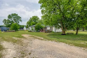 411 W Houston St, Leonard, TX 75452 - Photo 4