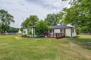 411 W Houston St, Leonard, TX 75452 - Photo 1