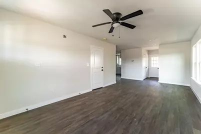 2927 Angle Avenue, Fort Worth, TX 76106 - Photo 8