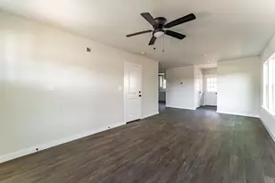 2927 Angle Ave, Fort Worth, TX 76106 - Photo 8