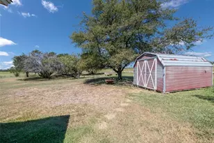221 Fm 3221, Clifton, TX 76634 - Photo 28