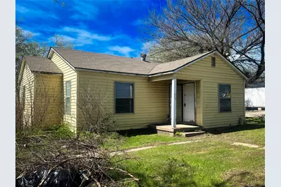 509 Henderson, Jacksboro, TX 76458 - Photo 1