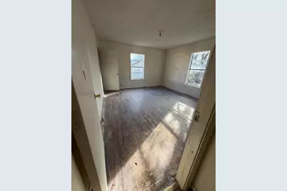 509 Henderson, Jacksboro, TX 76458 - Photo 4