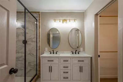 1804 SW Barnard Street, Glen Rose, TX 76043 - Photo 20