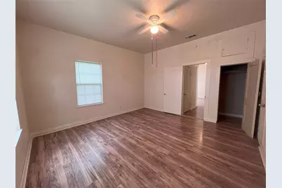 317 Ritchey Street, Gainesville, TX 76240 - Photo 10