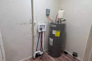 317 Ritchey St, Gainesville, TX 76240 - Photo 6