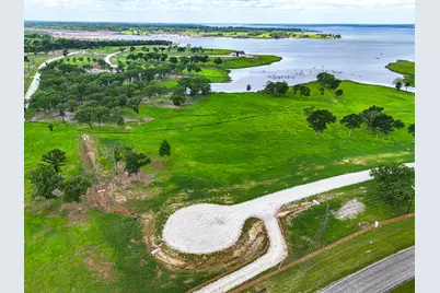 215 Lakeshore Terrace, Windom, TX 75492 - Photo 2