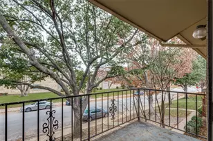 5844 Sandhurst Ln, Dallas, TX 75206 - Photo 1