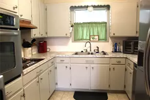 2580 Phelps St, Stephenville, TX 76401 - Photo 6