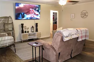 2580 Phelps St, Stephenville, TX 76401 - Photo 4